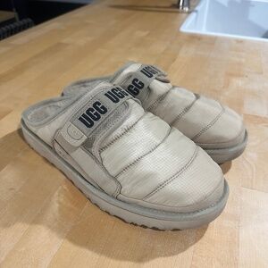 Tan Ugg Clogs